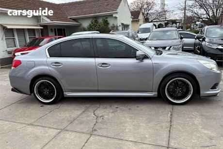 Silver 2009 Subaru Liberty Sedan 2.5I Premium