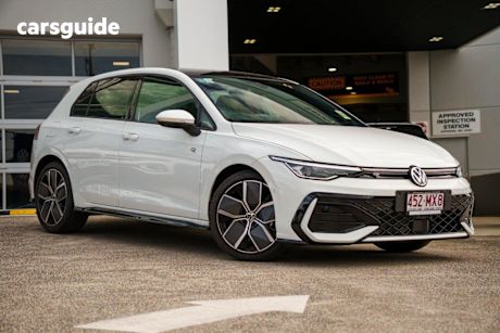 White 2025 Volkswagen Golf Hatchback R-Line