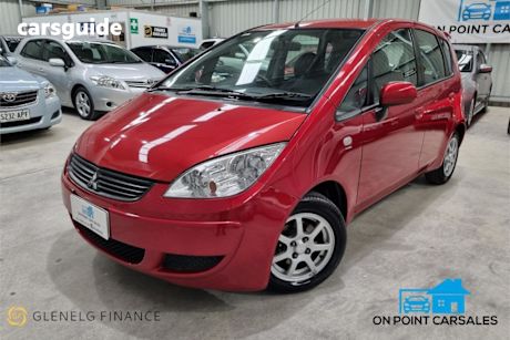 Red 2007 Mitsubishi Colt Hatchback ES