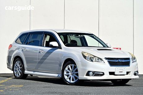 White 2013 Subaru Legacy Wagon Touring