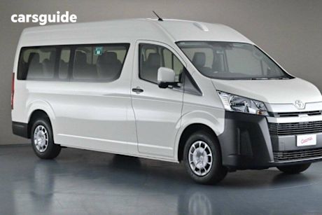 White 2025 Toyota Hiace Bus Slwb Commuter (12 Seats)