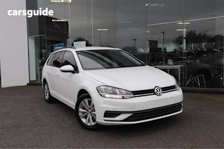 White 2020 Volkswagen Golf Wagon 110 TSI Trendline