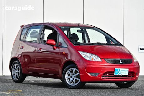 Red 2008 Mitsubishi Colt Hatchback ES