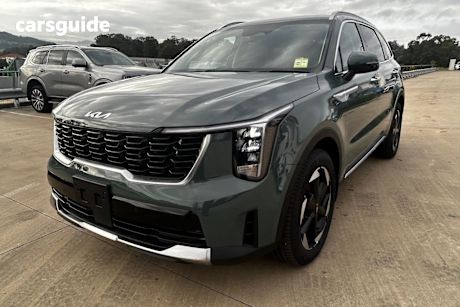 Green 2025 Kia Sorento Wagon Sport+ 7 Seat