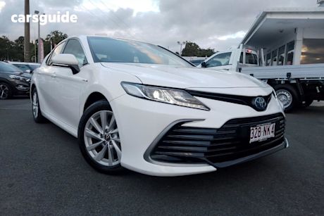 White 2023 Toyota Camry Sedan Ascent Hybrid