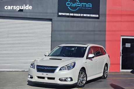 White 2014 Subaru Legacy Wagon