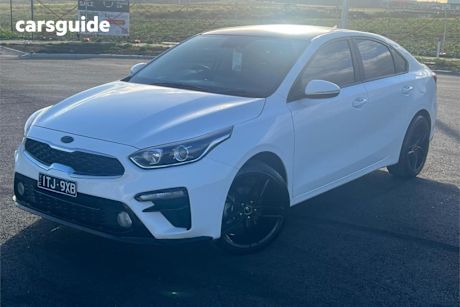 White 2021 Kia Cerato Sedan S