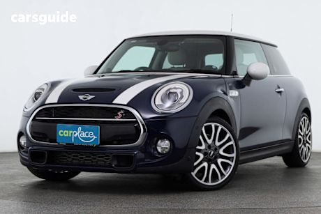 Blue 2018 Mini Cooper Hatchback S