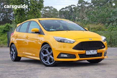 Orange 2017 Ford Focus Hatchback ST2