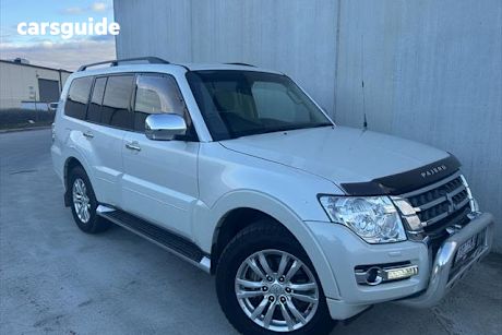 White 2016 Mitsubishi Pajero Wagon GLS LWB (4X4)