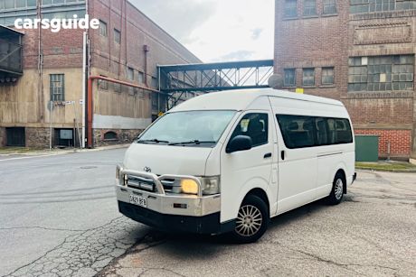 White 2010 Toyota Hiace Bus Commuter