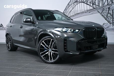 Grey 2025 BMW X5 Wagon Xdrive30D M Sport Mhev