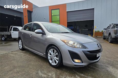Silver 2011 Mazda 3 Hatchback SP25