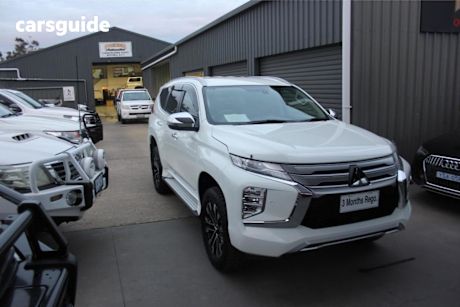 White 2020 Mitsubishi Pajero Sport Wagon Exceed (4X4) 7 Seat