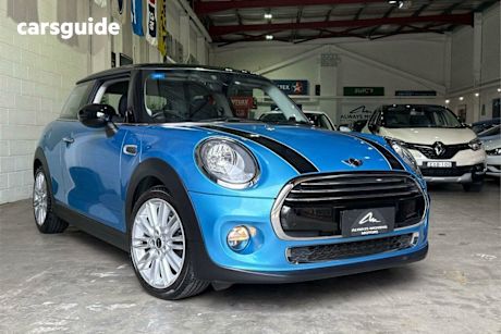 Blue 2015 Mini Cooper Hatchback