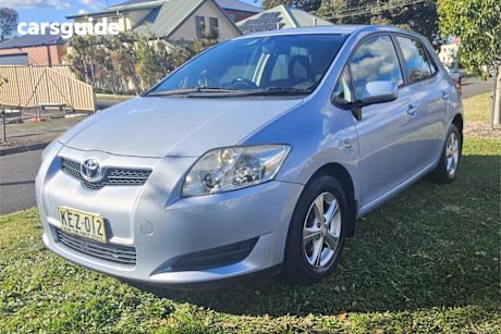 Silver 2009 Toyota Corolla Hatchback Ascent