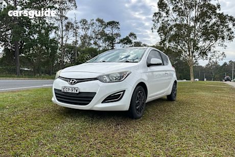 White 2012 Hyundai I20 Hatchback Active