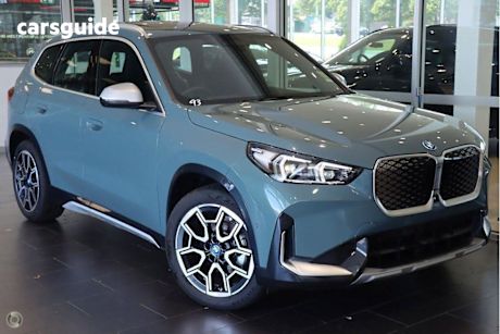 Green 2024 BMW IX1 Wagon Edrive20 Xline