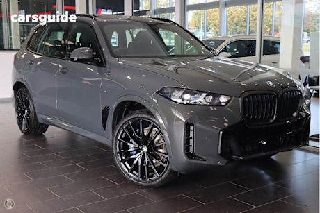 Grey 2025 BMW X5 Wagon Xdrive30D M Sport Mhev