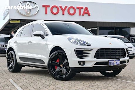 White 2017 Porsche Macan Wagon S