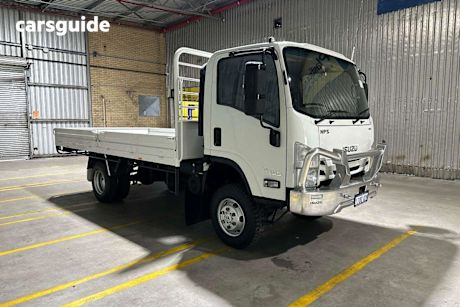 White 2017 Isuzu NPS Cab Chassis 75/45-155 (4x4)
