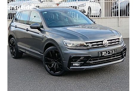 Grey 2018 Volkswagen Tiguan Wagon 162 TSI Highline