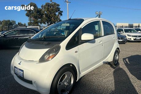 White 2012 Mitsubishi I-Miev Hatchback