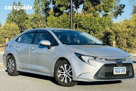 Silver 2021 Toyota Corolla Sedan Ascent Sport (hybrid)