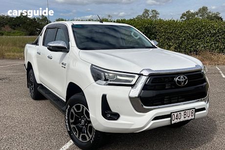 White 2021 Toyota Hilux Double Cab Pick Up SR5 (4X4)