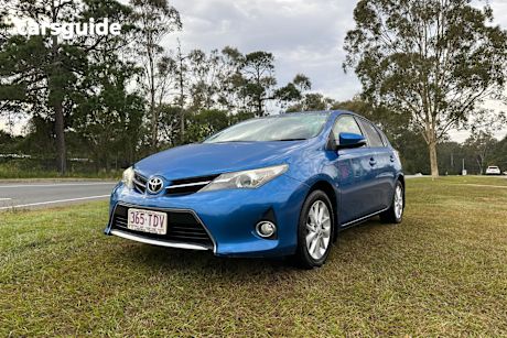 Blue 2013 Toyota Corolla Sedan Ascent Sport