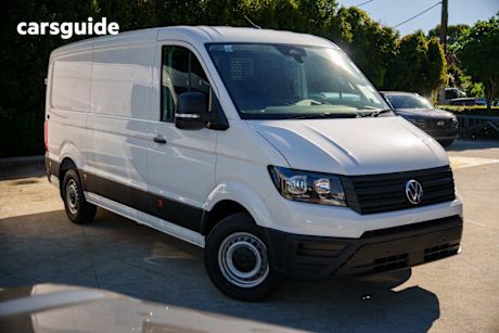 White 2025 Volkswagen Crafter Van 35 TDI410 MWB 4Motion (3.55T)