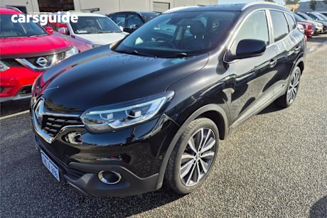 Black 2019 Renault Kadjar Wagon Life