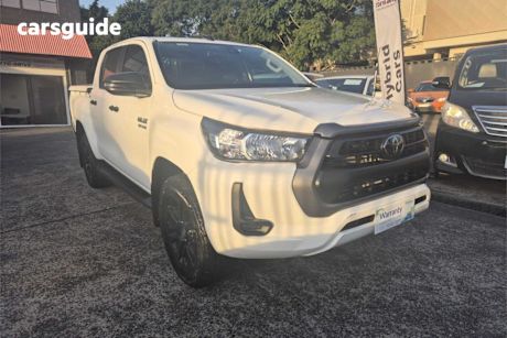 White 2021 Toyota Hilux Double Cab Pick Up SR (4X4)