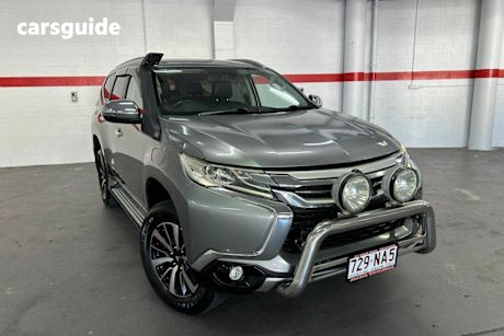 Silver 2015 Mitsubishi Pajero Sport Wagon GLS (4X4)