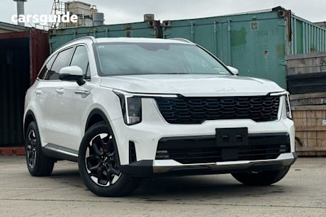 White 2024 Kia Sorento Wagon Sport 7 Seat