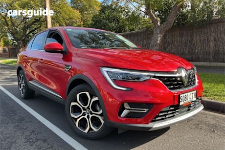 Red 2022 Renault Arkana Coupe Intens