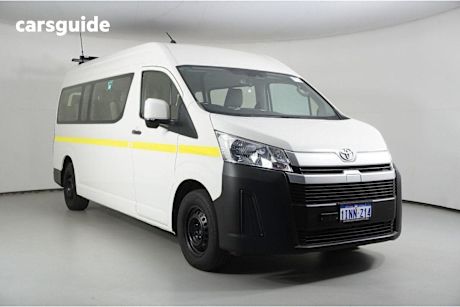 White 2020 Toyota Hiace Bus Commuter (12 Seats)