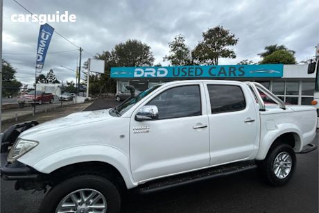 White 2009 Toyota Hilux Dual Cab Pick-up SR5 (4X4)