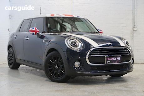 Blue 2018 Mini Cooper Hatchback 5D Hatch