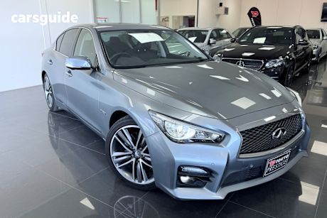 Grey 2014 Nissan Skyline Sedan