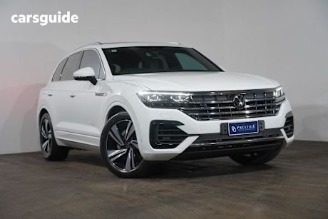 White 2022 Volkswagen Touareg Wagon 210TDI R-Line