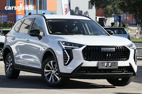 White 2025 GWM Haval Jolion Wagon LUX