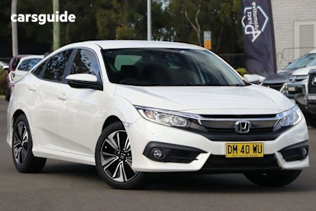 White 2018 Honda Civic Sedan VTI-L F