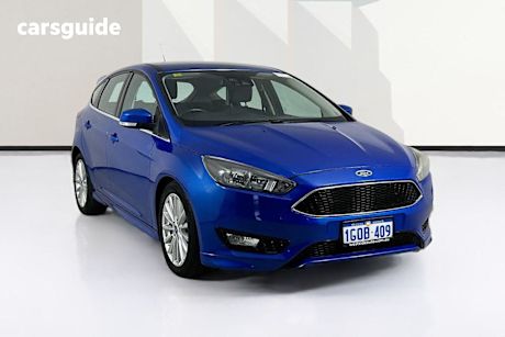 Blue 2017 Ford Focus Hatchback Sport