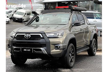 Bronze 2023 Toyota Hilux Ute Tray ROGUE 4X4