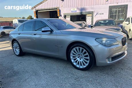 Gold 2010 BMW 740I Sedan