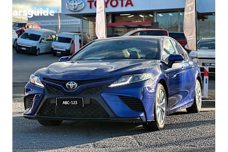 Blue 2018 Toyota Camry Sedan Ascent
