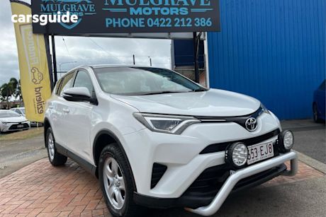 White 2017 Toyota RAV4 Wagon GX (4X4)