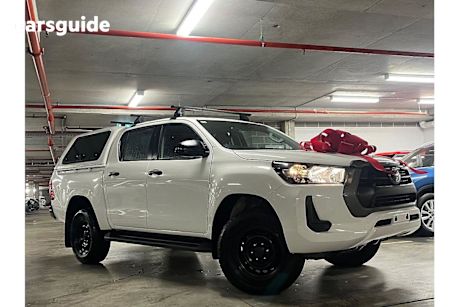 White 2021 Toyota Hilux Double Cab Pick Up SR (4X4)