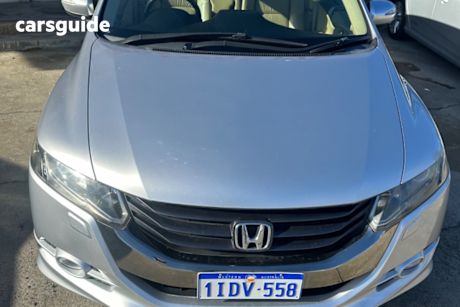 Silver 2009 Honda Odyssey Wagon Luxury
